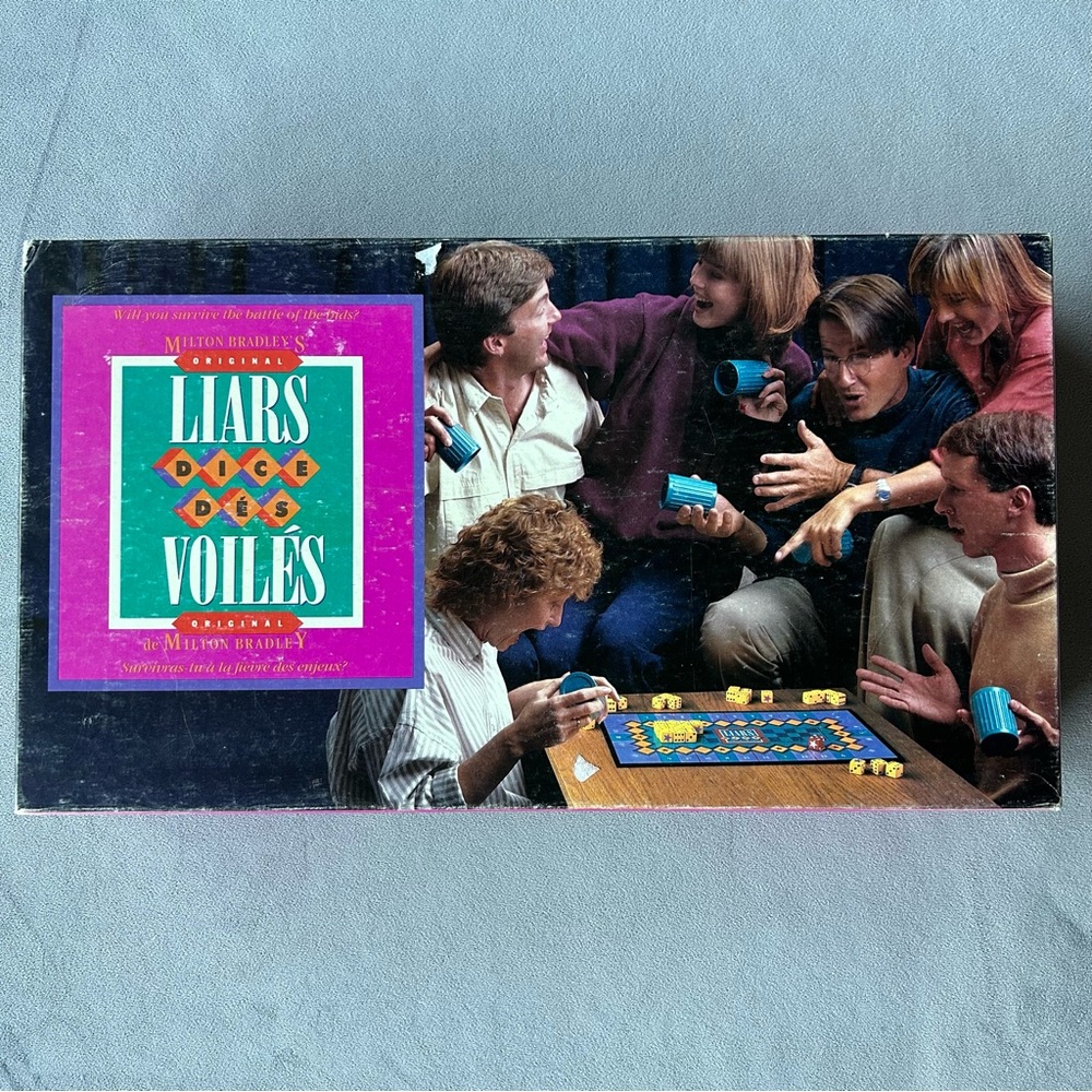 Liar’s Dice ~ Board Dice Game ~ Vintage Edition ~ Des Voiles